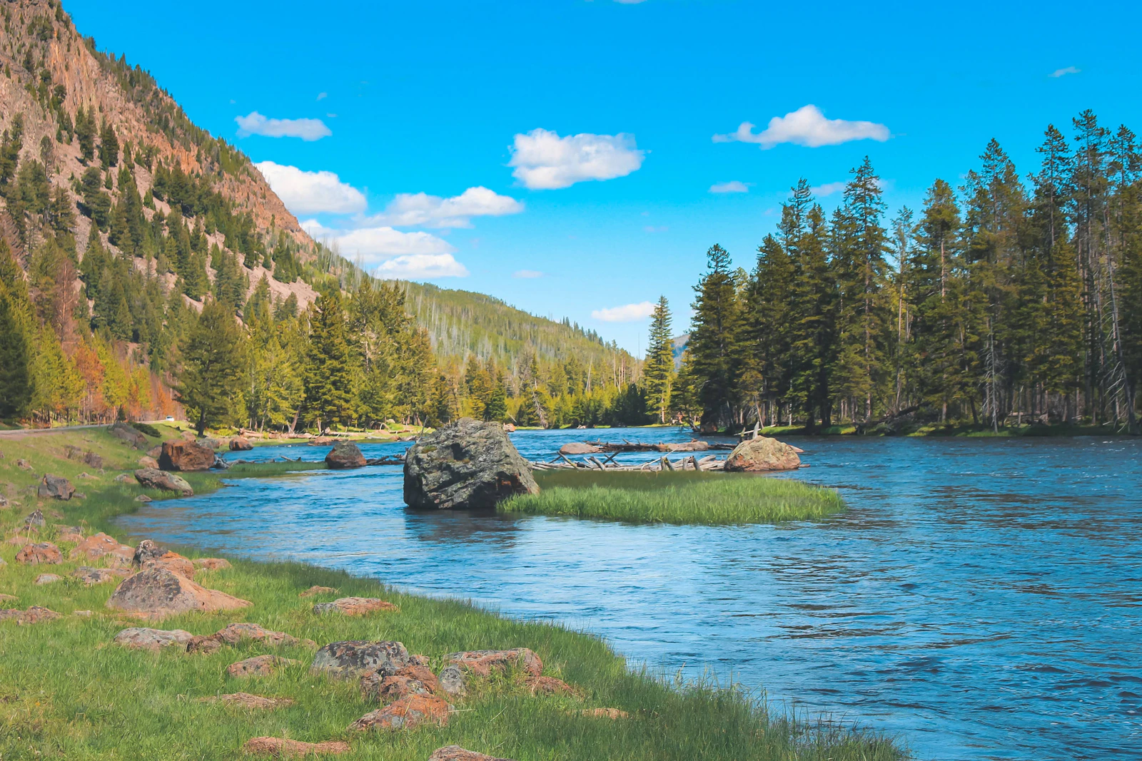 Work and Travel USA: Wer darf, wie das J1 Visum funktioniert und was es kostet
