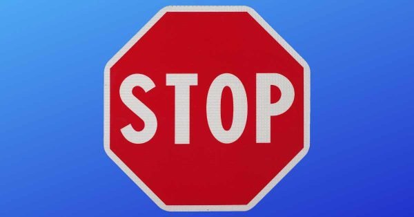 Stop Zeichen - Verkehrsregeln USA